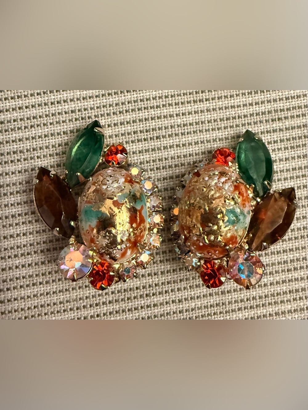Juliana Easter Egg Stippled Rhinestone Brooch & Earring Set - Verified book pc - Picture 9 of 17